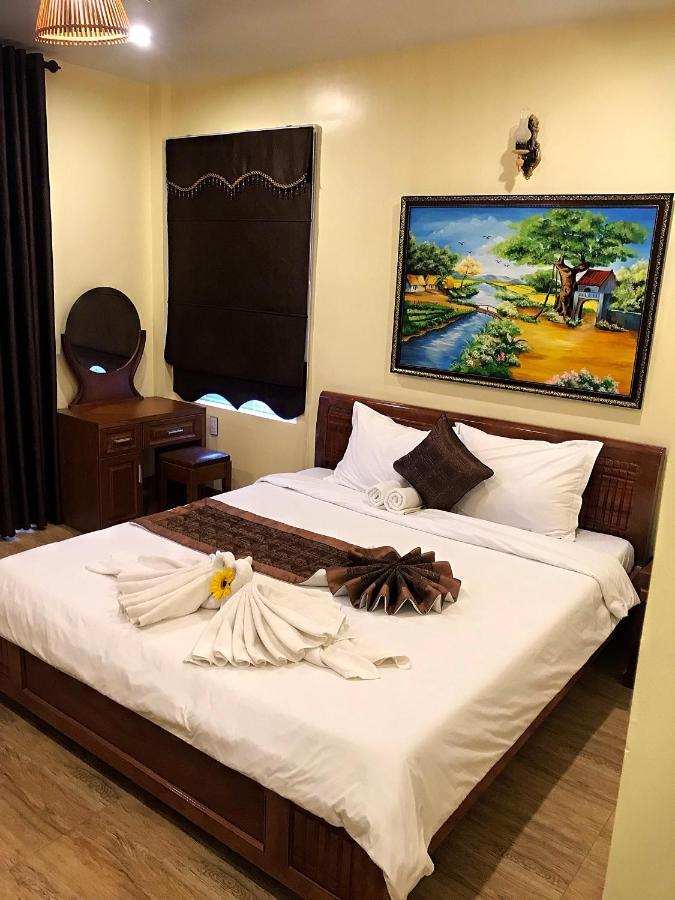 Orchid Riverside Villa Hue Exterior photo